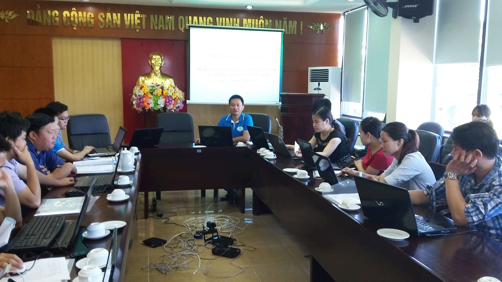 Thiết kế Phần mềm họp trực tuyến tại Hà Nội, Quảng Trị, Quảng Bình, Bình Phước, Hồ chí Minh, Bình Định, Nghệ An, Phú Thọ, Quảng Ninh, Hải Phòng, Khánh Hòa, Cần Thơ,Vũng Tàu, Đồng Nai, Hậu Giang, Tiềng Giang, Cà Mau, Đắc Lak, KonTum